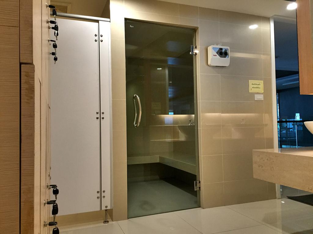 Studio Apartment Near Bts Skytrain Free Wifi Bangkok Eksteriør billede